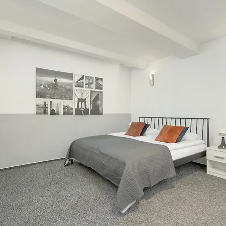 Apartament Przyszlosci Z Dwiema Sypialniami W Krakowie By Renters Apartament Kraków