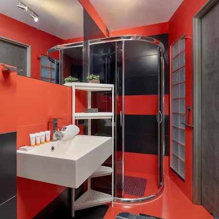 Apartament Przyszlosci Z Dwiema Sypialniami W Krakowie By Renters Appartamento